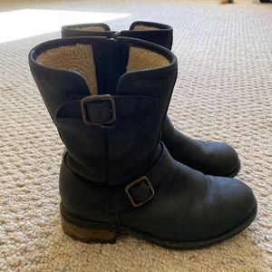 girl's ugg boots